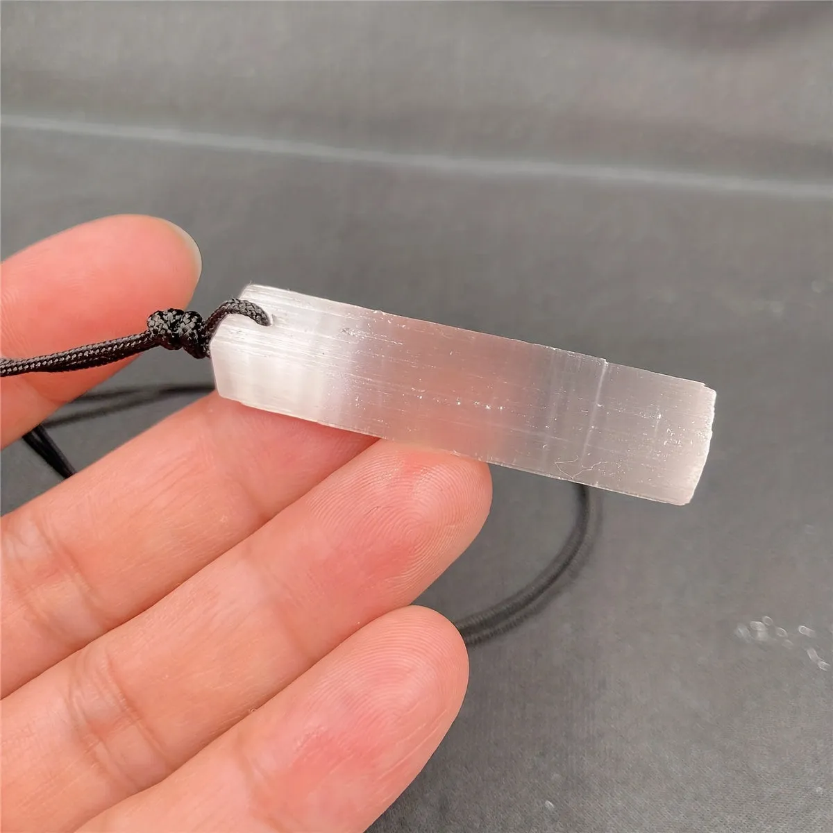 Selenite Gypsum Pendant Quartz Stone Healing Reiki Point Necklace