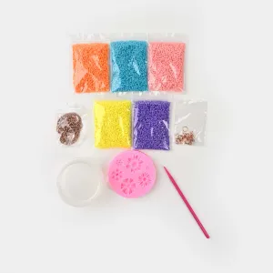 Shapeable Plastic Flower Charms Kit