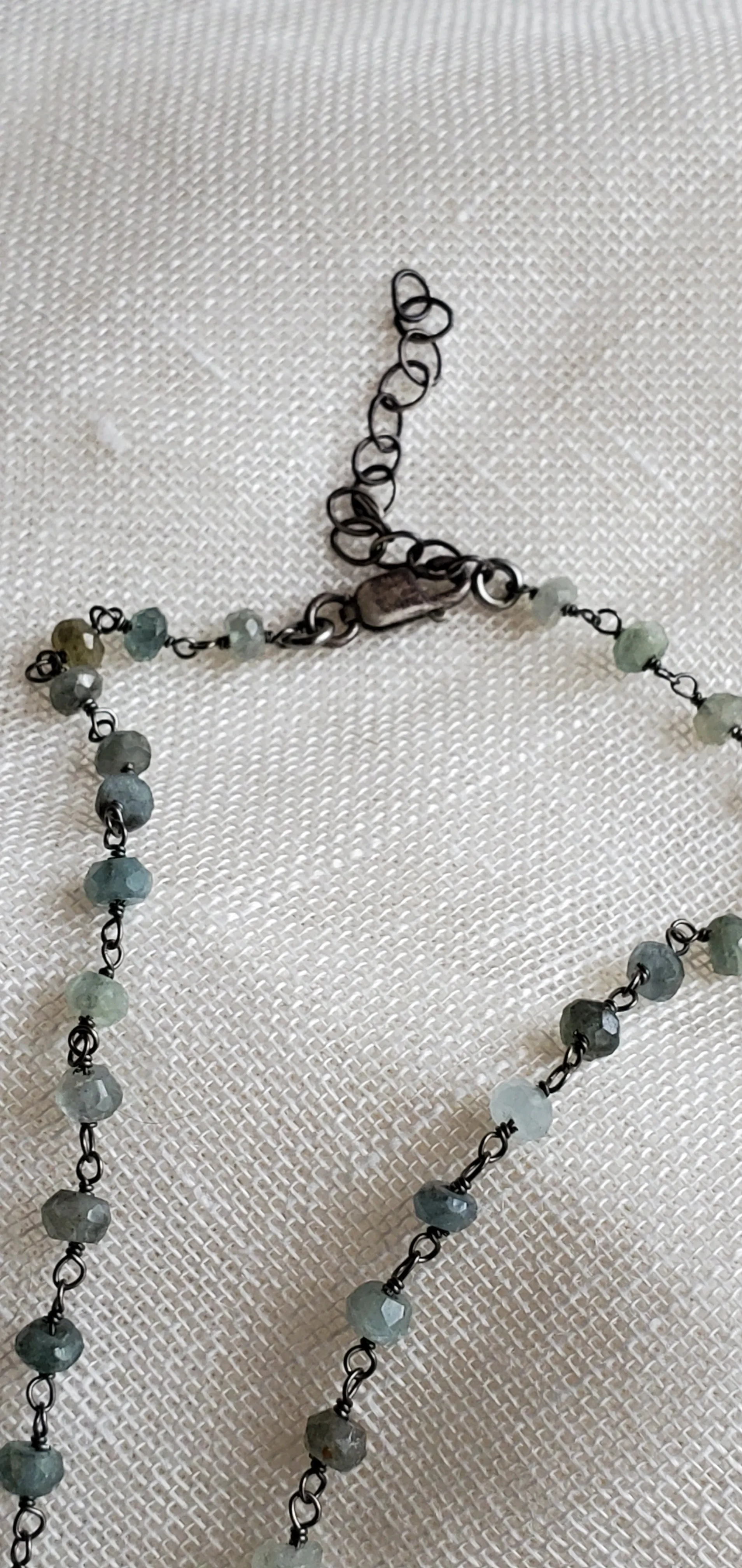 Simon & LuLu Grey Quartz Nk