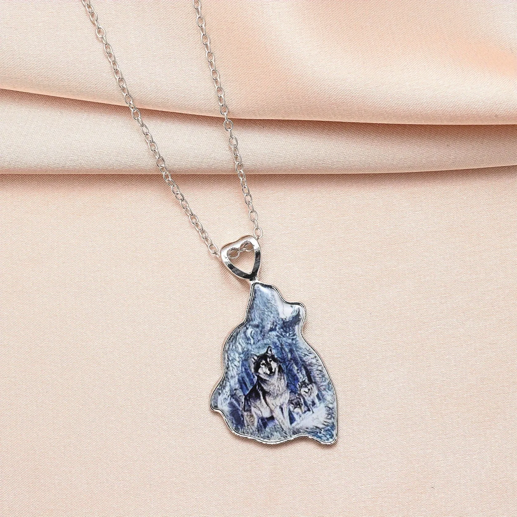Snow Mountain Wolf Pendant Necklace Retro Daily Accessories Holiday Gift