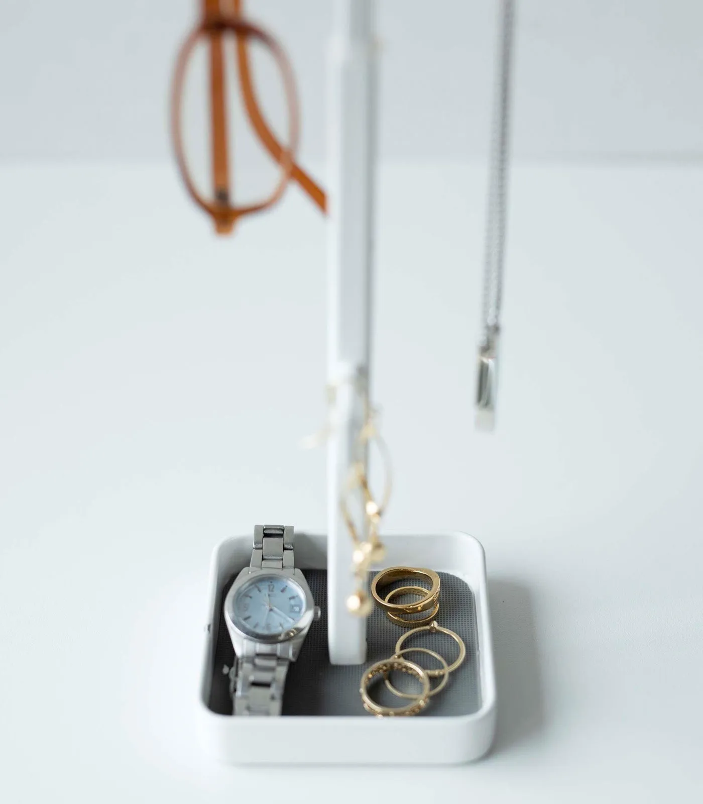 Steel Tree Accessory Stand · Yamazaki Home