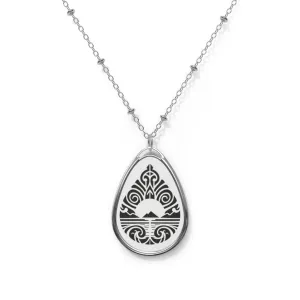 Teardrop Mountain Oval Necklace