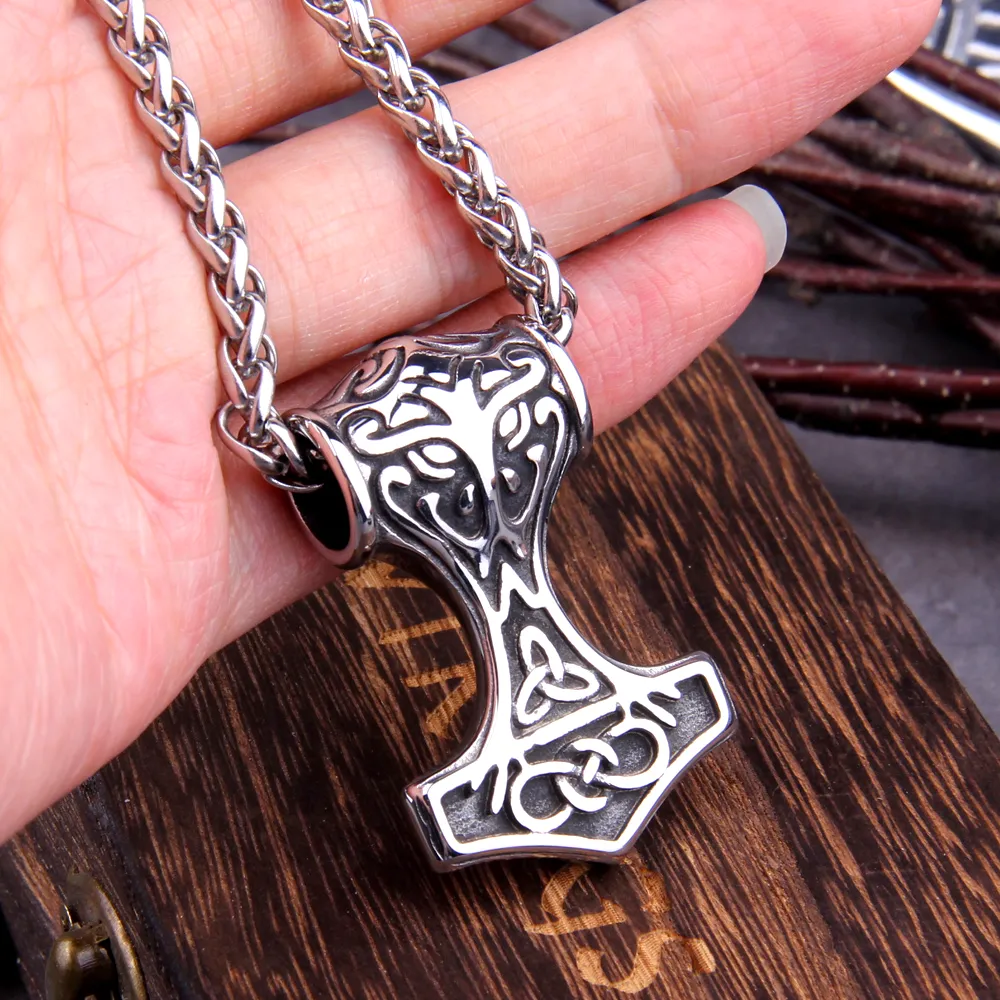 THOR'S HAMMER NECKLACE - TRISKEL