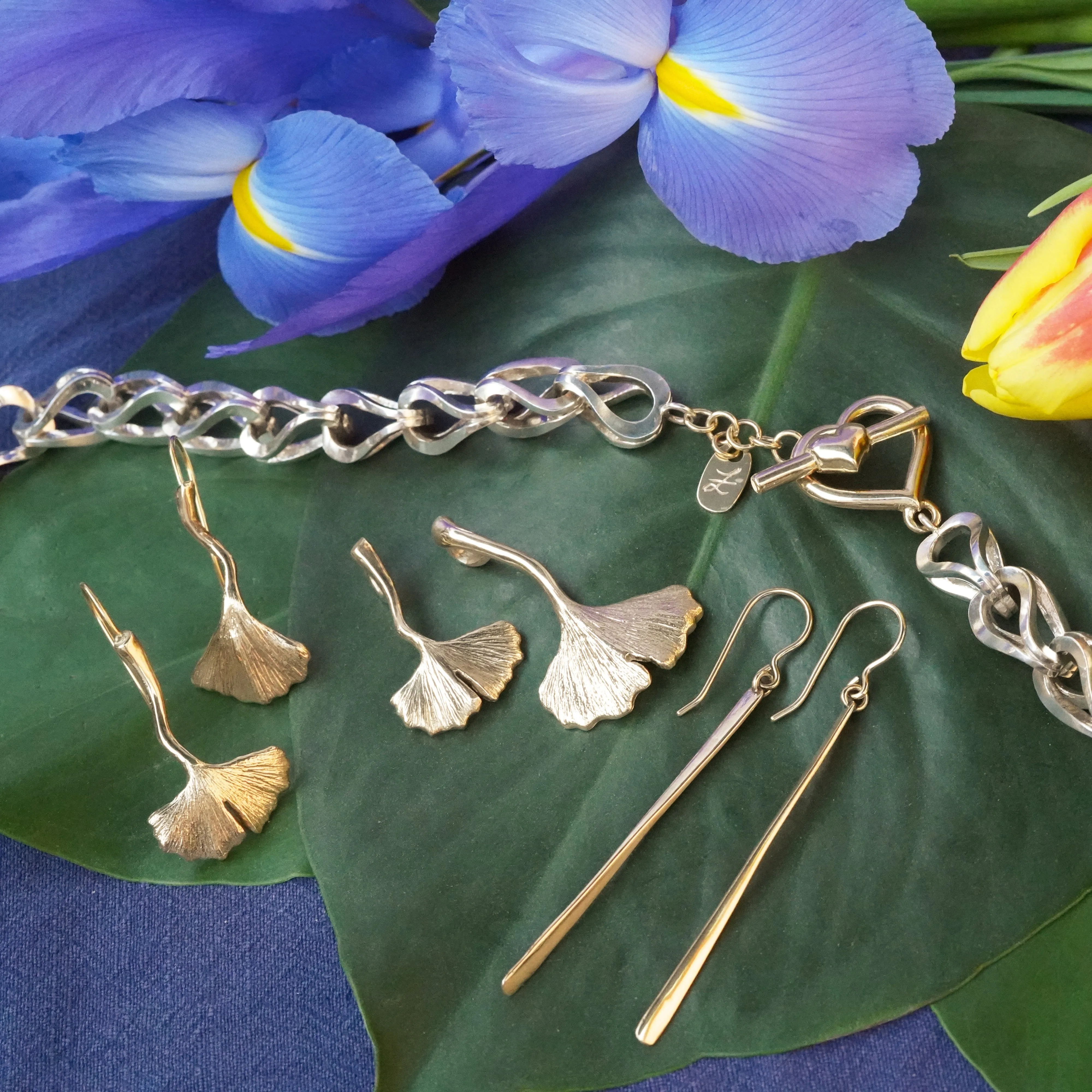 Tim & Mabel 14K Gold Petite Ginkgo Pendant
