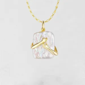 Two Hands Hug Pendant Necklace