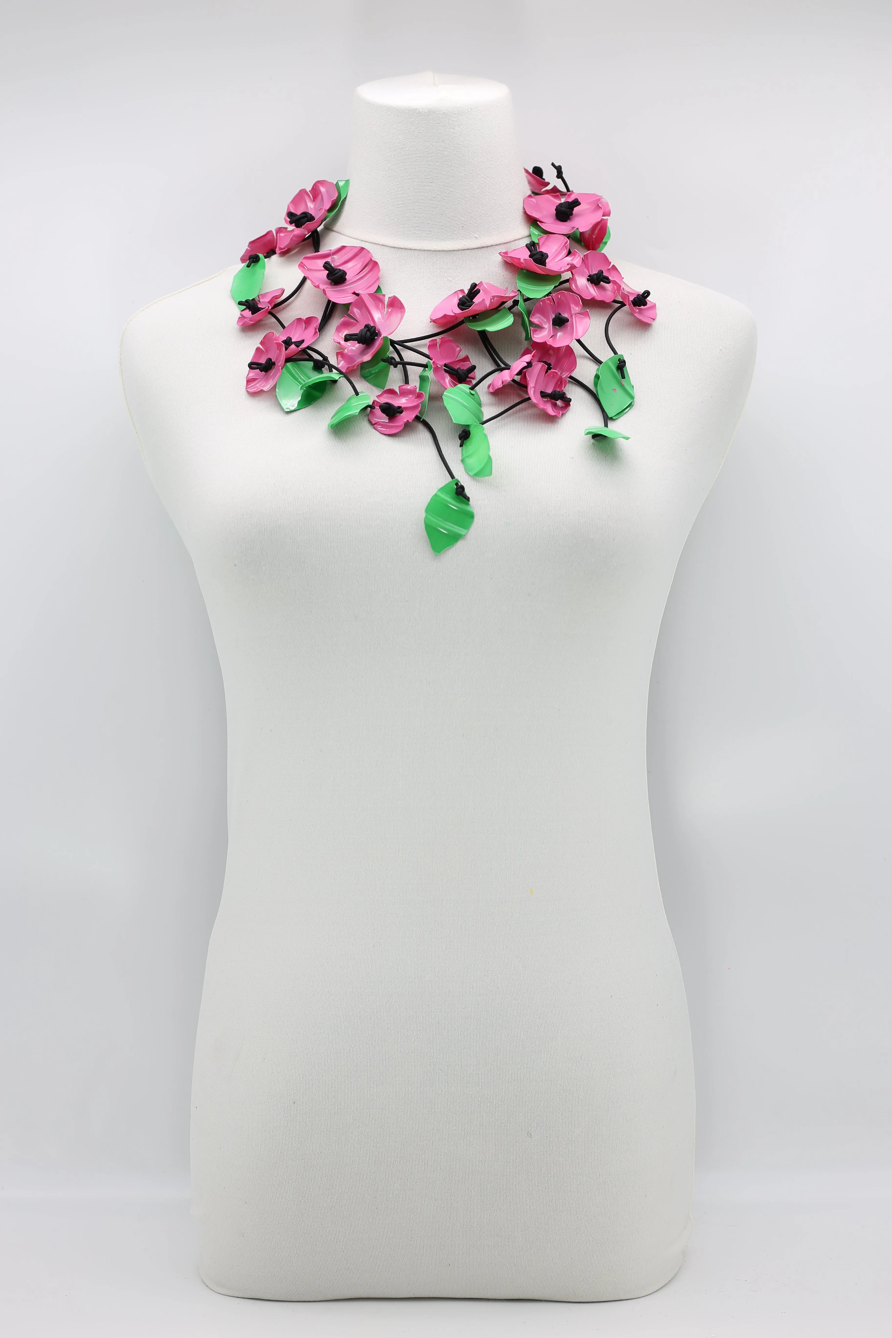 UPCYCLED PLASTIC BOTTLES POPPY FLOWER NECKLACES - SHORT