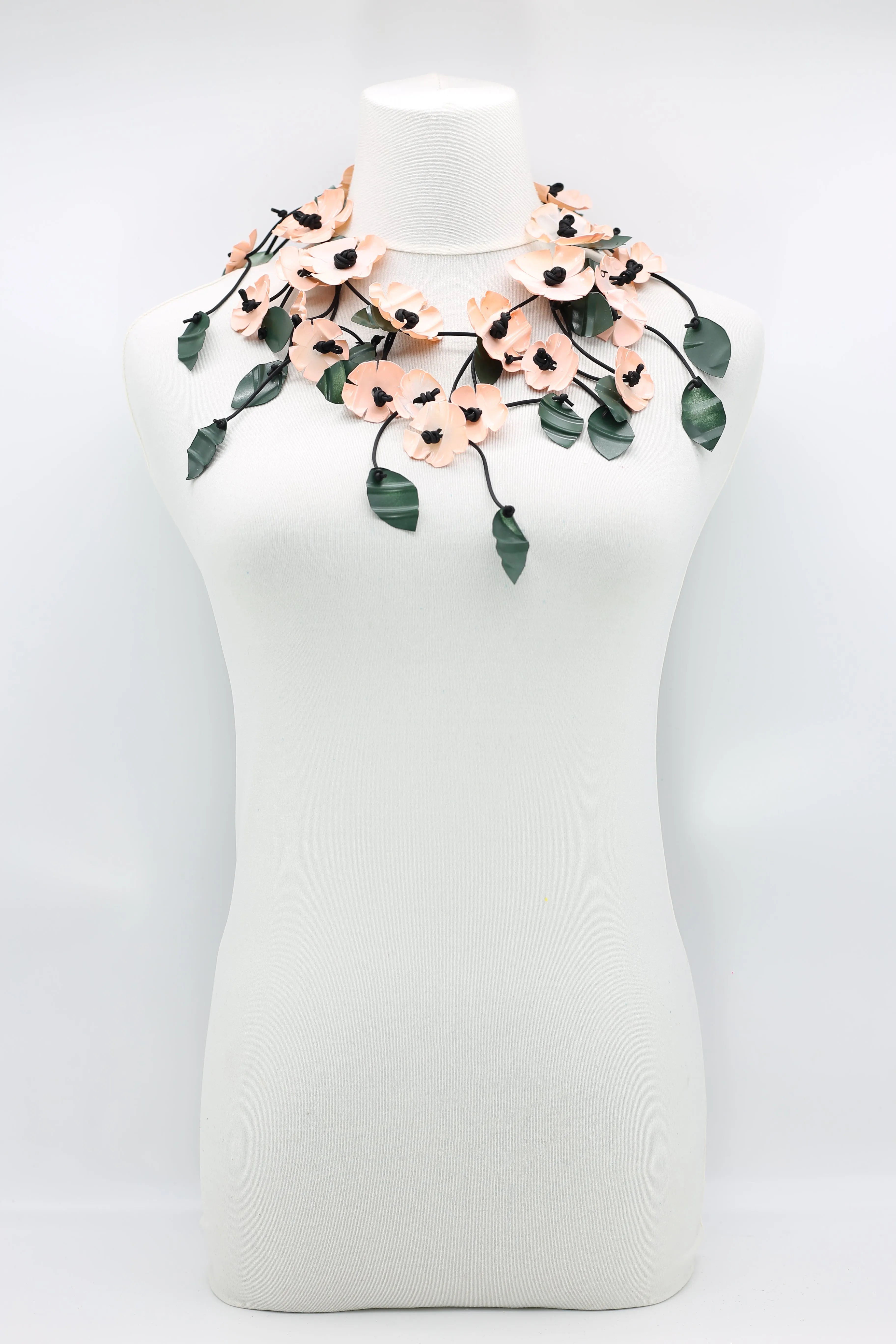 UPCYCLED PLASTIC BOTTLES POPPY FLOWER NECKLACES - SHORT