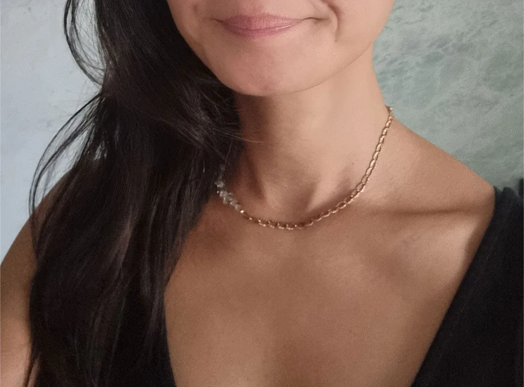 Victoria | antique chain pearl short necklace