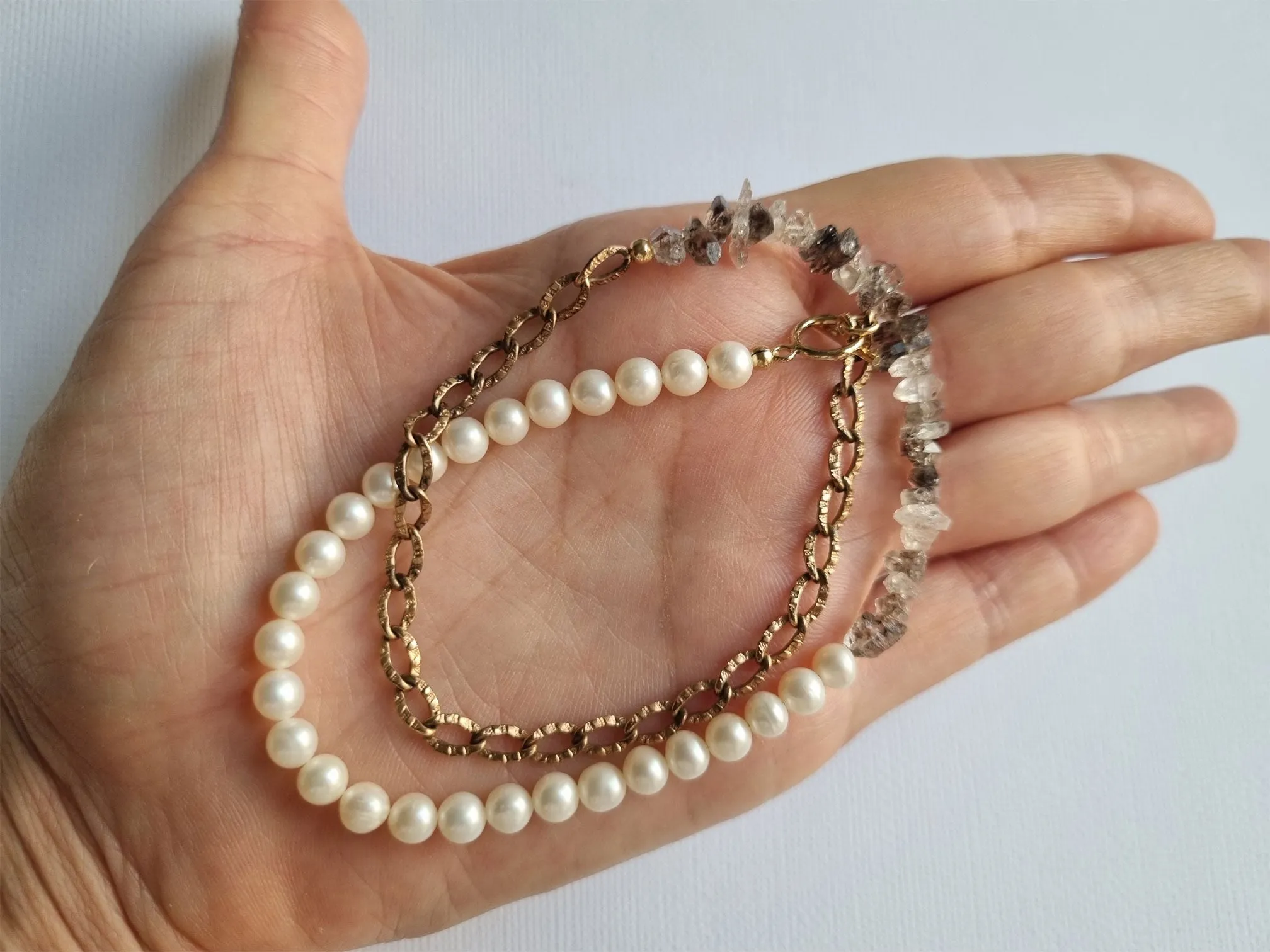 Victoria | antique chain pearl short necklace