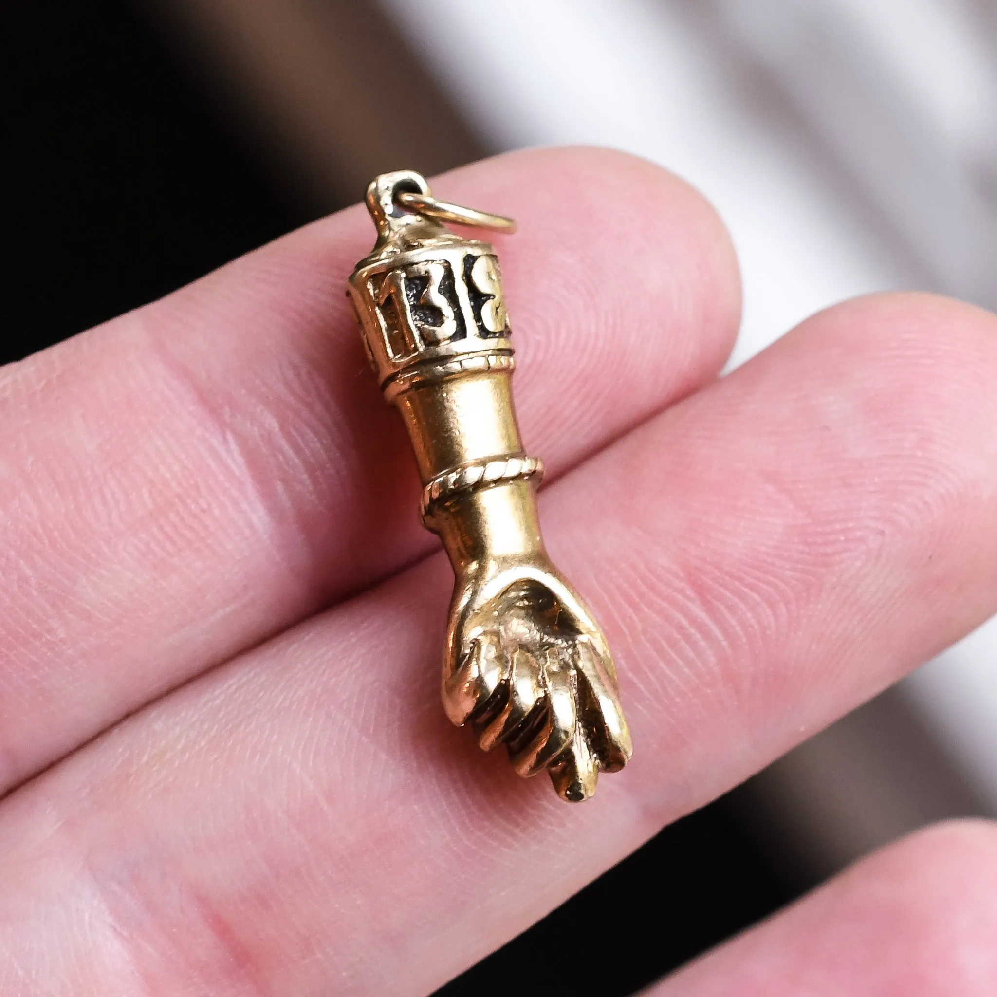 Victorian 15k Gold Lucky Manu Fica Pendant