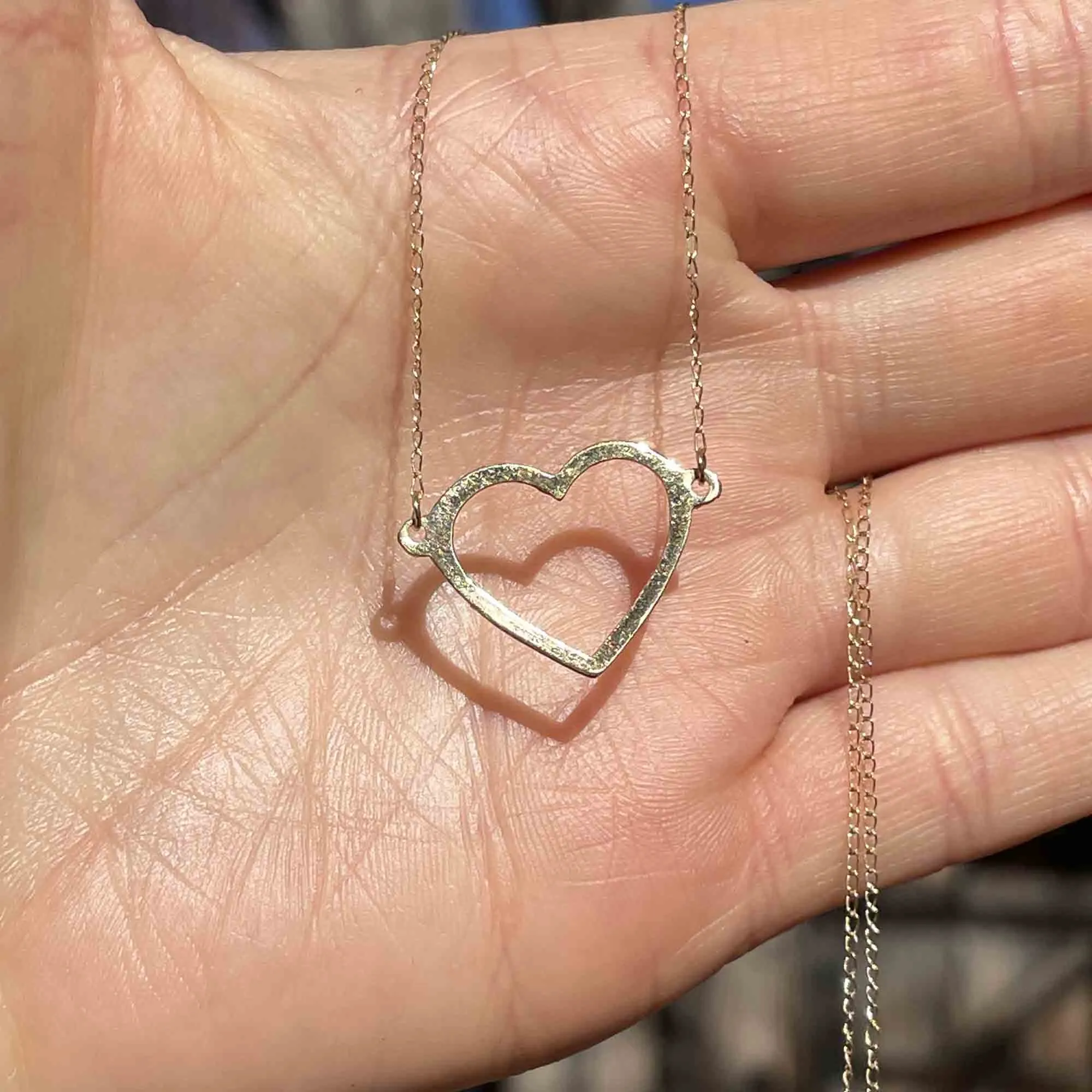 Vintage Solid 14K Gold Heart Cutout Pendant Necklace