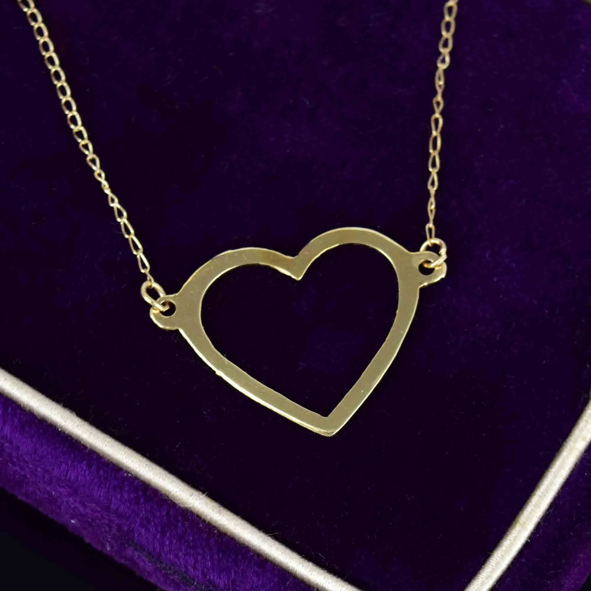 Vintage Solid 14K Gold Heart Cutout Pendant Necklace