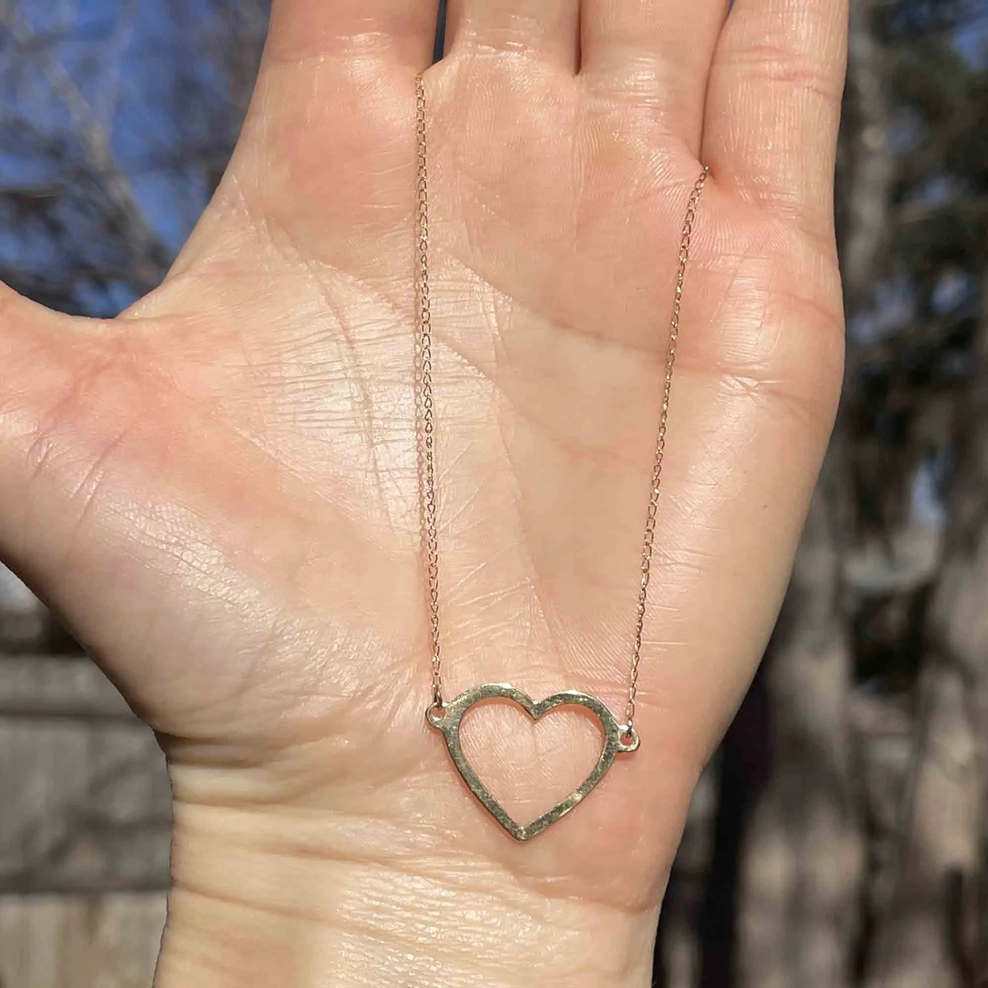 Vintage Solid 14K Gold Heart Cutout Pendant Necklace