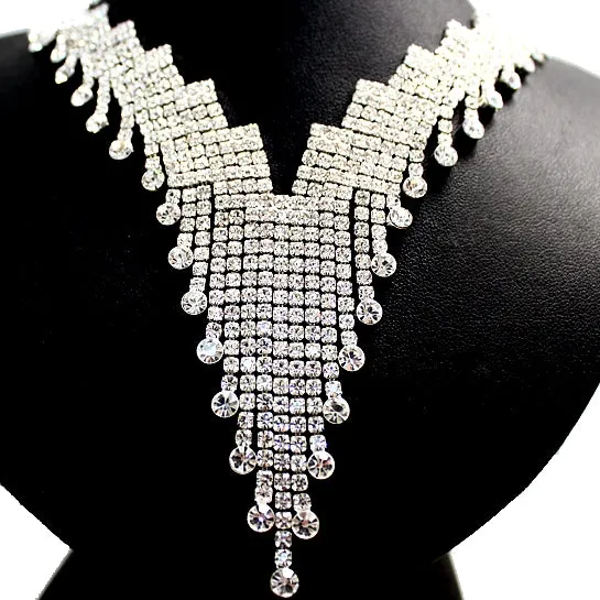 Wedding Anniversary Gifts For Her Generous Necklace Earring Set
